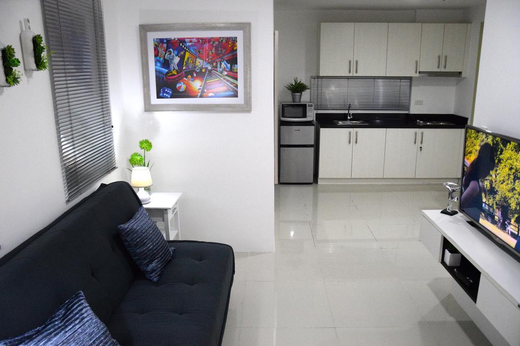 מנילה Jazz Makati Luxury Apartment מראה חיצוני תמונה