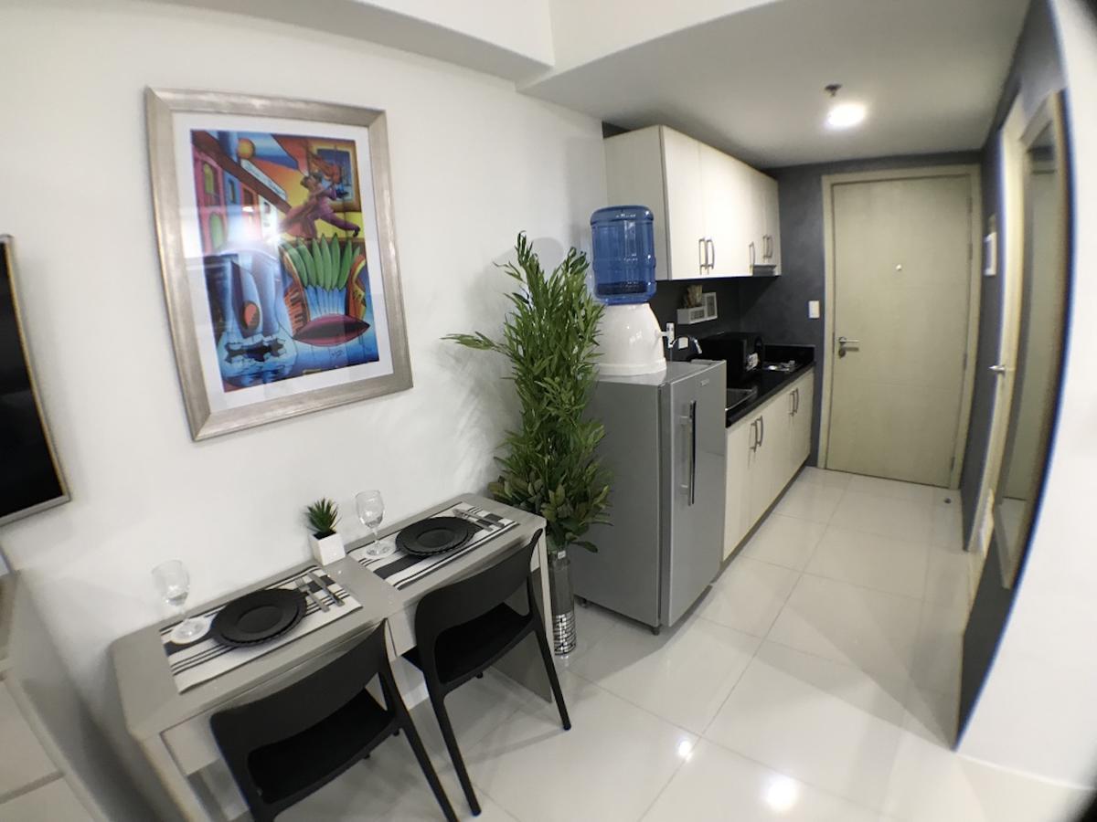 מנילה Jazz Makati Luxury Apartment מראה חיצוני תמונה